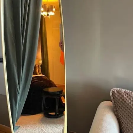 70 Suitegallery Apartment